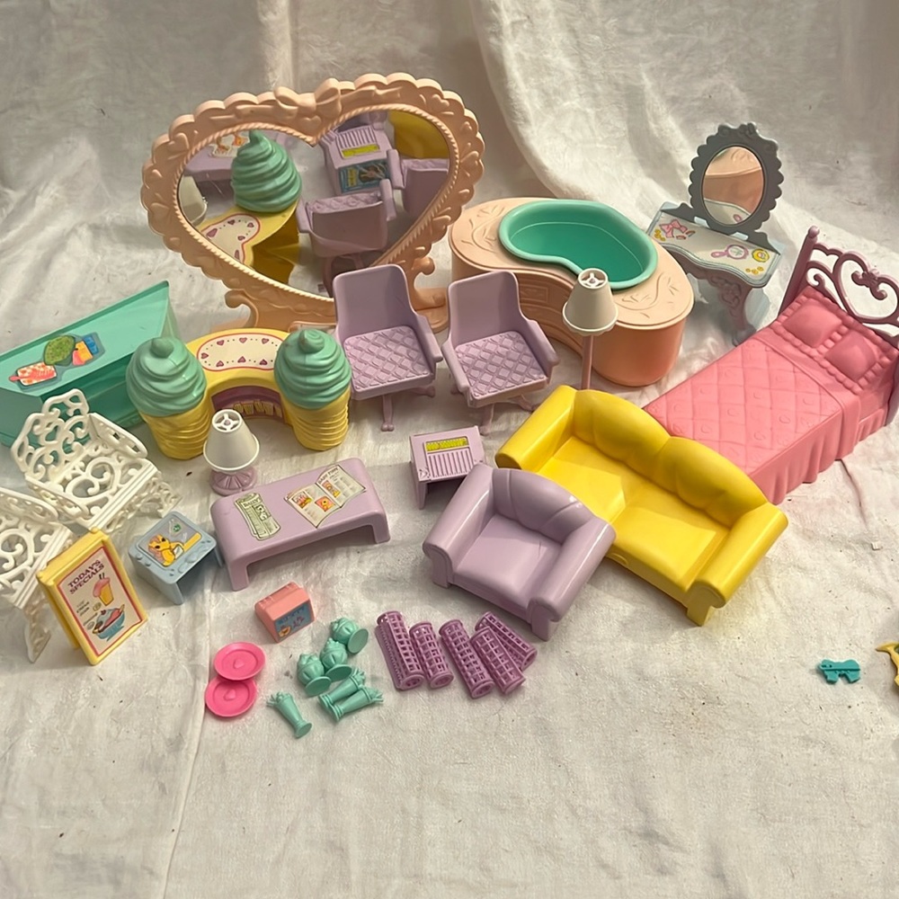 My Little Pony play sets - misc pieces from different sets